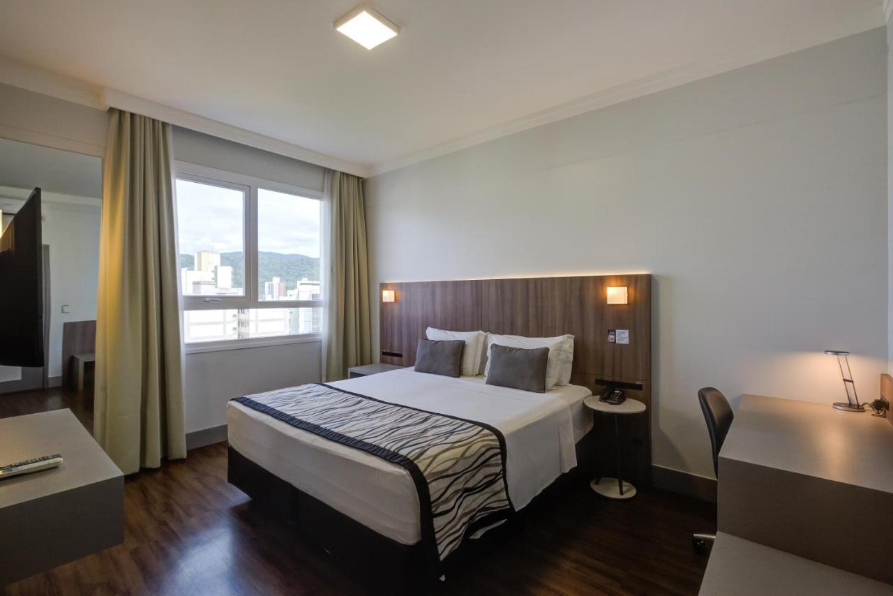Slaviero Blumenau Hotel Bagian luar foto